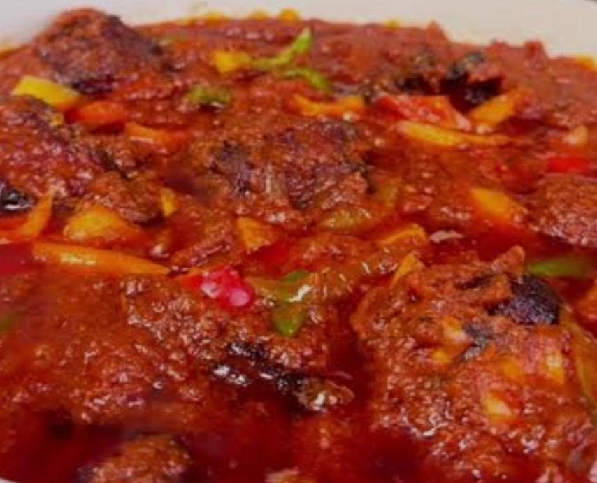 Freda's Spicy Tomato Sauce with Choice of Meat